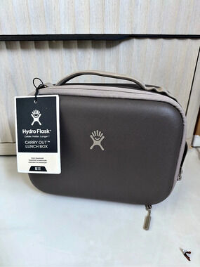 Hydro Flask Carry Out Lunch Box 5L Gray NWT Lunch Bag
